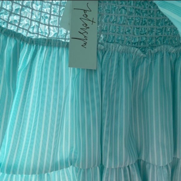 NWT Petersyn Smocked Popcorn Bubble Mini Skirt - Picture 3 of 5